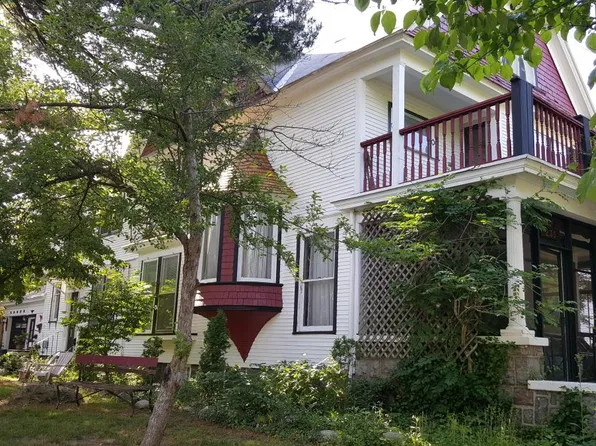 235 Calkins Ave SE #1, Grand Rapids, MI 49506