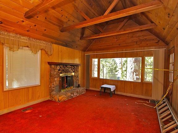 3rd image of 40215 Beverly Ln