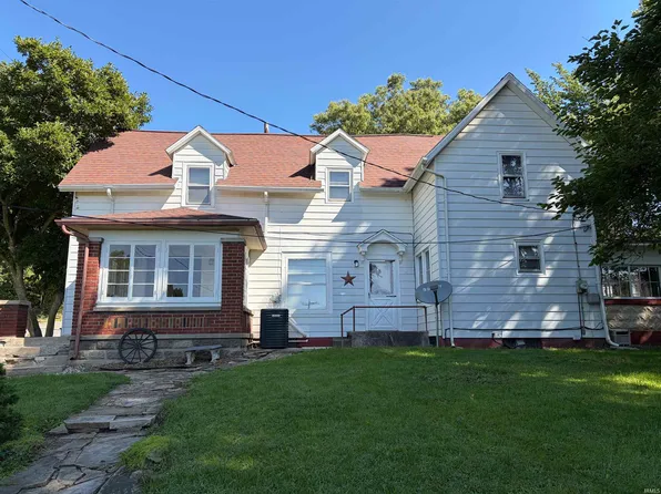 1542 N 3rd St, Logansport, IN 46947
