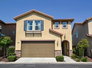 3234 W Illumination Dr, Fresno, CA