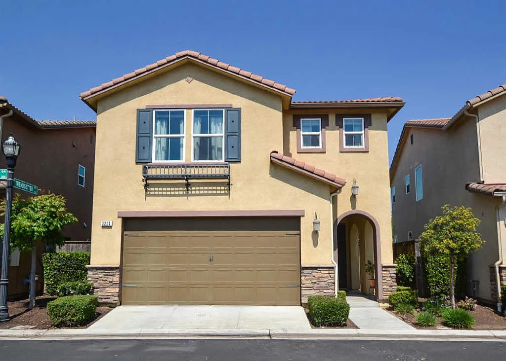 3234 W Illumination Dr photo 1