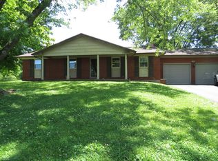 11261 E State Road 46, Columbus, IN 47203