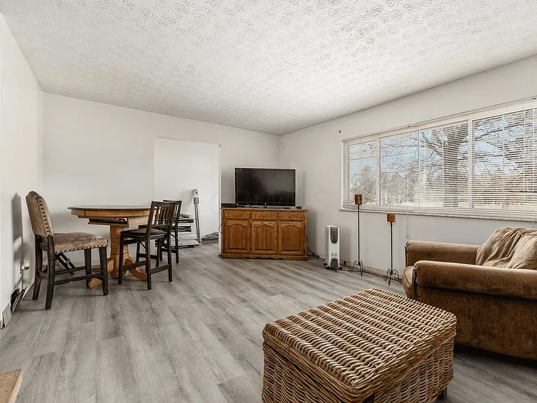 8841 Mitchell Dewitt Rd — Photo 5