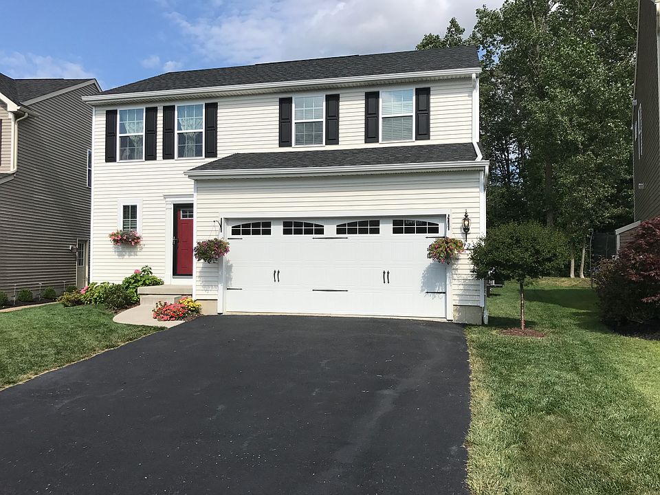 1st image of 17 Scooter Ln