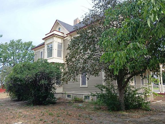 5th image of 722 Laramie Ave
