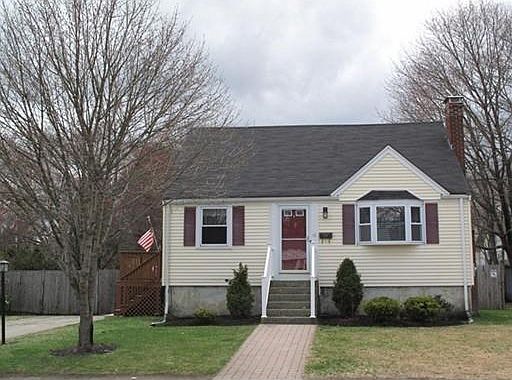 1st image of 12 Lewis Dr