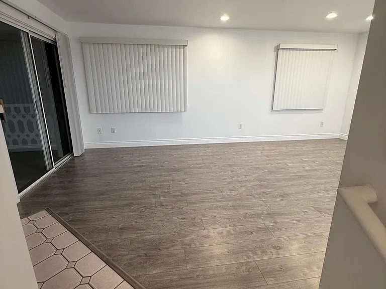 605 Iris Ave #2 — Photo 6