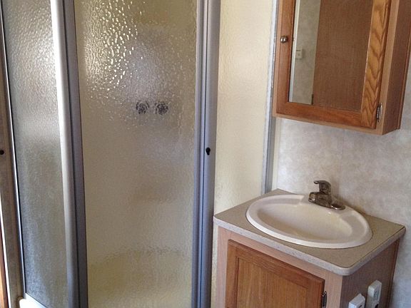Shower enclosure