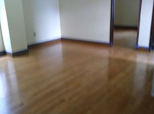 693 E 183rd St, Bronx, NY 10458