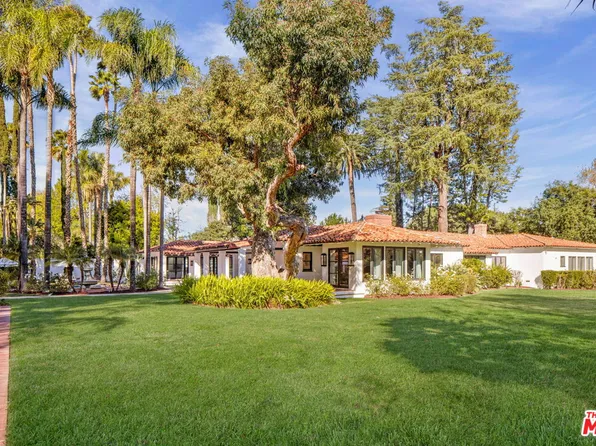 18625 Wells Dr, Tarzana, CA 91356