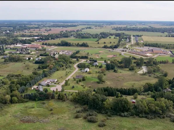 Pinewood Dr, Grass Lake, MI 49240