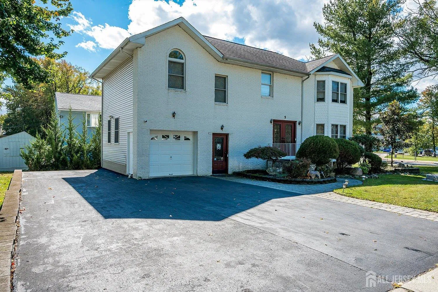 4 bed, 3.5 bath, $6,500 — Photo 1