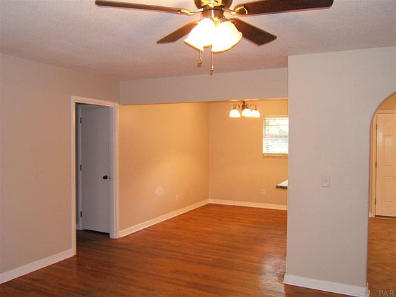 5th image of 4530 Christy Dr