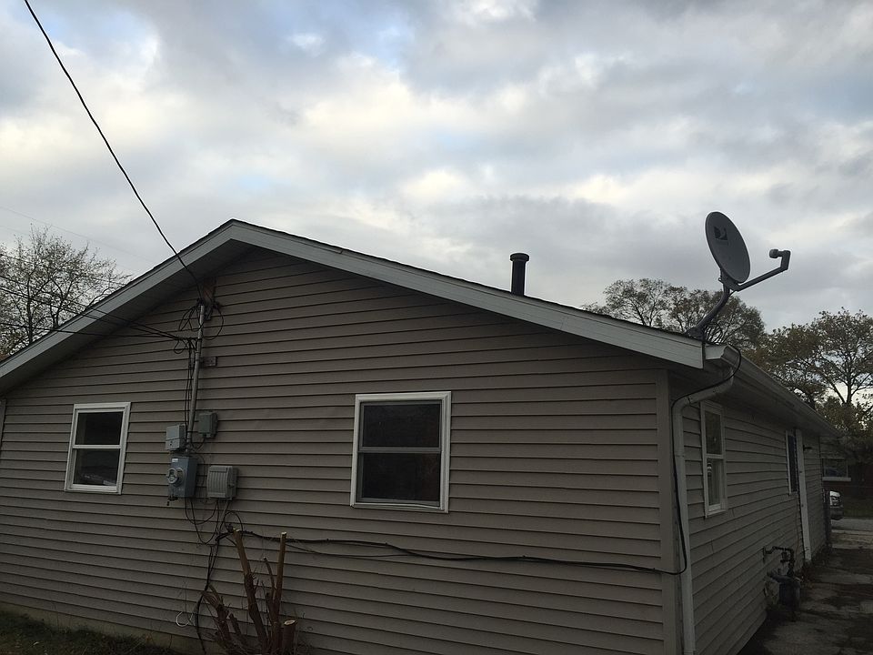 2nd image of 14214 S Grace Ave