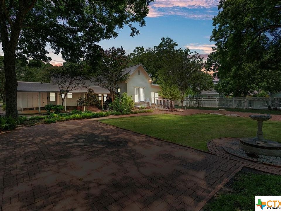 1301 W Lake Dr, Taylor, TX 76574 Zillow