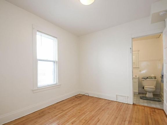 5th image of 2956 N Cramer St