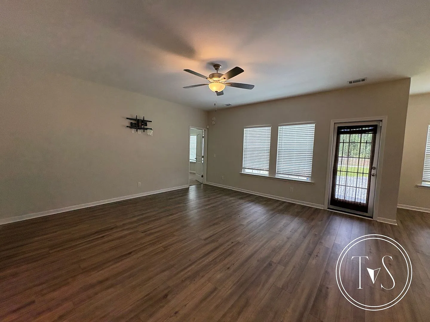 1110 Marne Boulevard, Hinesville, GA 31313 — Photo 4