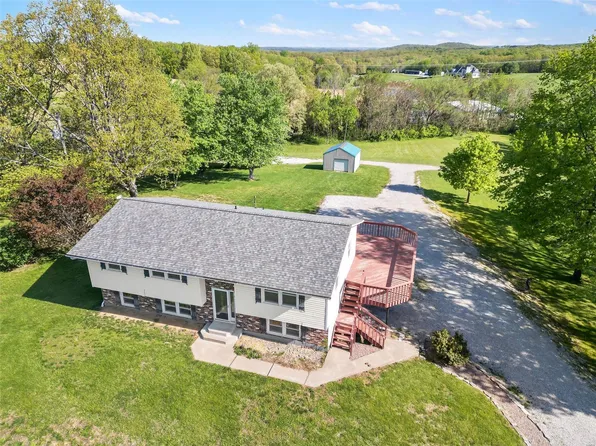 14021 Highway 32, Sainte Genevieve, MO 63670