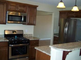 W151N6884 Glenview Dr, Menomonee Falls, WI 53051