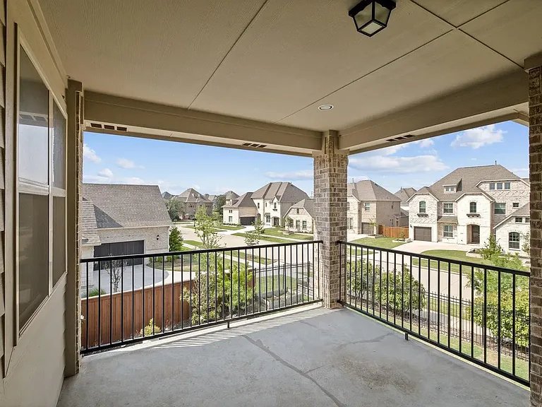 2nd floor Balcony Attached to Office Room