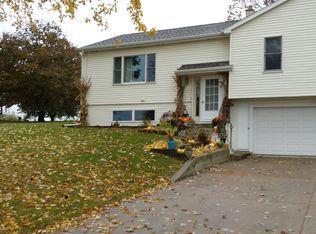 124 Milke Dr, Potosi, WI 53820