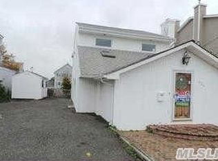 128 Clubhouse Rd, Bellmore, NY 11710