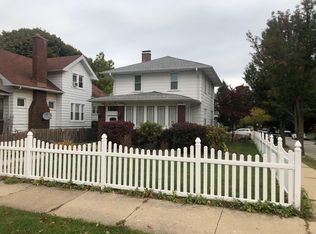 929 North Ave, Waukegan, IL 60085