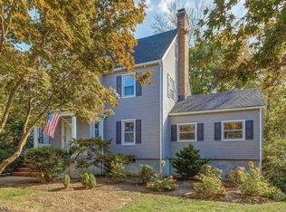 24 Canoe Brook Pkwy, Summit, NJ 07901