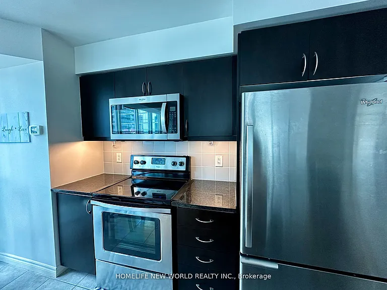 19 Grand Trunk Cres #2506 — Photo 14