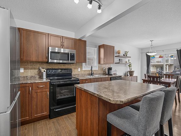4th image of 85 Spruce Village Dr W #10