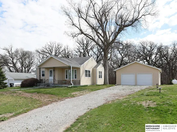 15709 S 180th St, Springfield, NE 68059