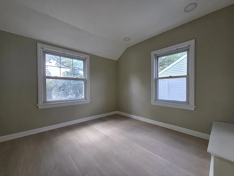 4057 Bushnell Rd — Photo 7