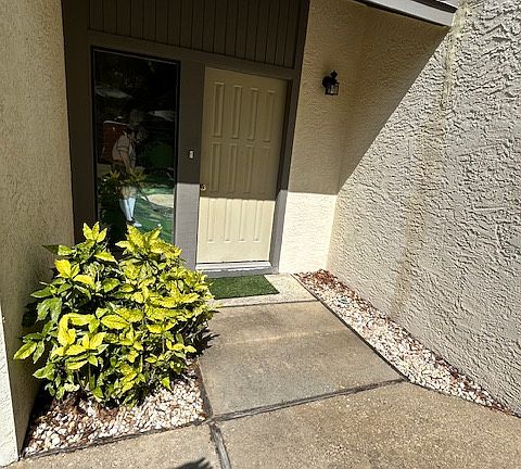 Private Entrance