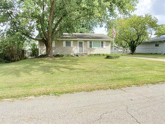 2nd image of 3334 W 79th Pl
