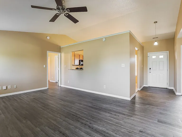 1418 Green Spring Way — Photo 5