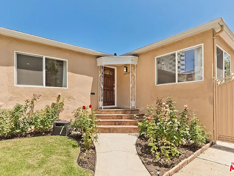 10574 Ashton Ave — Photo 3