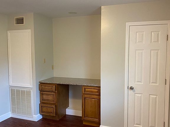 4th image of 169 Briarfield Ave #2