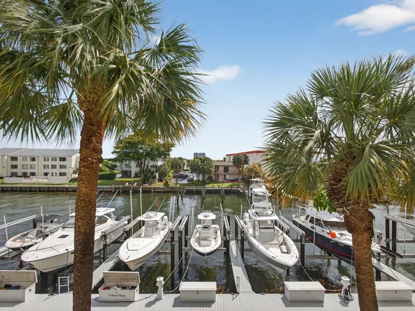 108 Paradise Harbour Boulevard #305, North Palm Beach, FL 33408