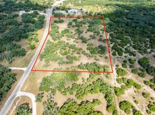 1014 Lipon Apache Run, Blanco, TX 78606