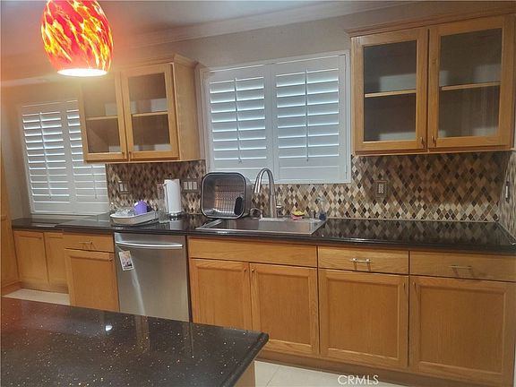 5th image of 8074 Carnation Dr