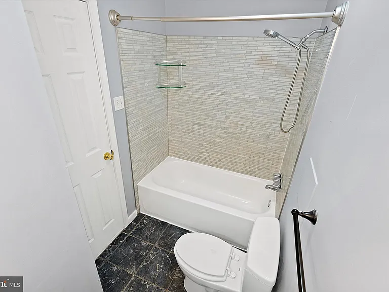 13604 Wisteria Dr — Photo 28