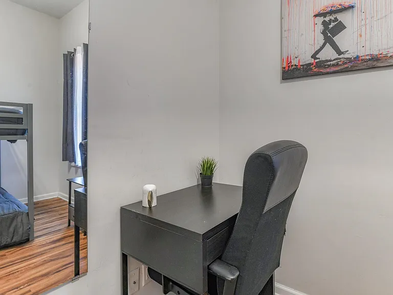34 Gray St #1 — Photo 16