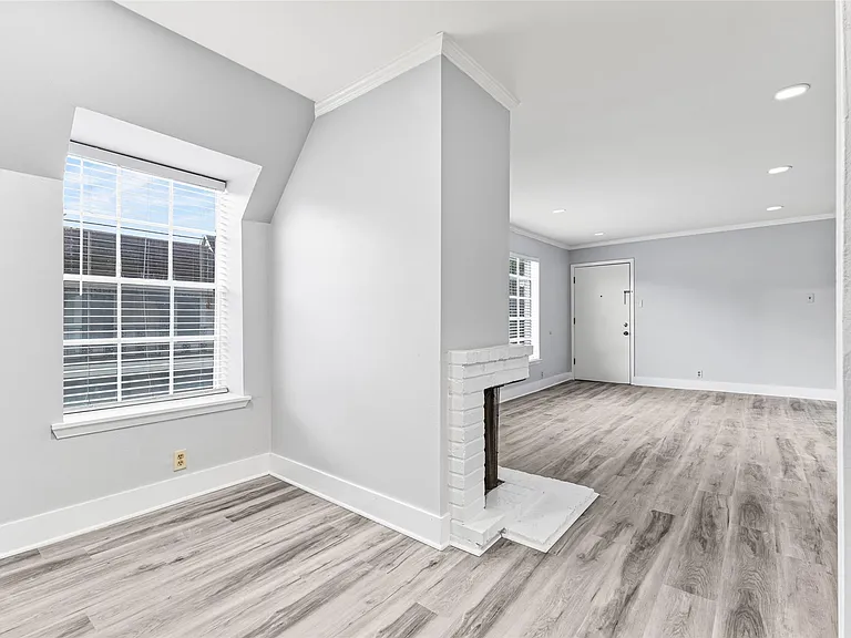 2501 Marilee Ln #4 — Photo 7