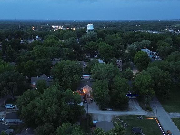 5th image of 81 & 89 Foothills Trl