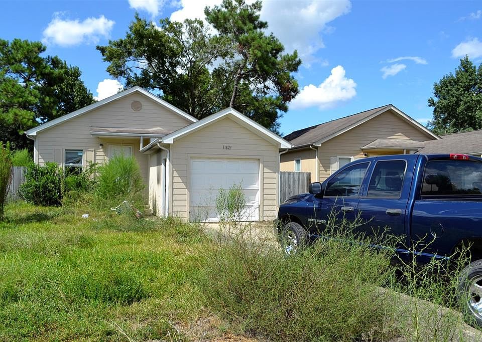 1st image of 11823 Greensbrook Forest Dr