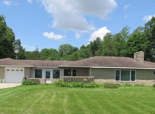 262 N Snow Prairie Rd, Coldwater, MI 49036