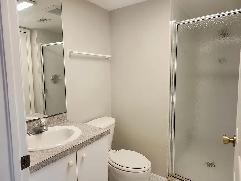 621 SW 47th Ter #103 — Photo 10
