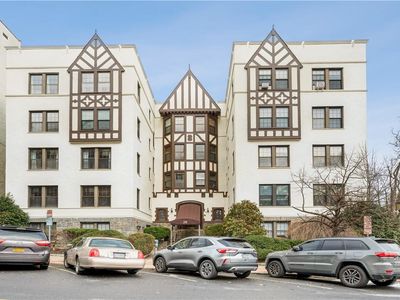 26 W Pondfield Road #4D, Bronxville, NY, 10708