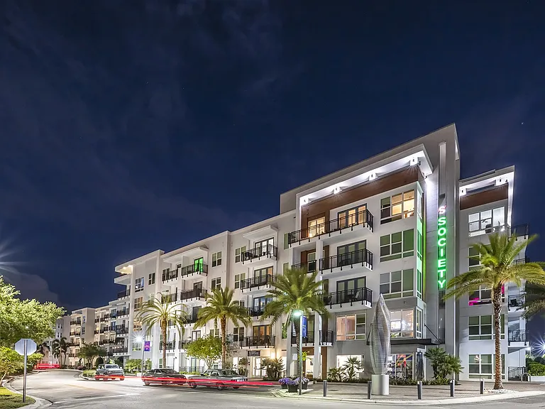 Society Westshore Apartments — Photo 33
