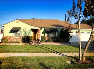 2420 Granada Ave, Long Beach, CA 90815